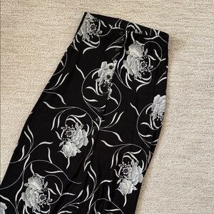 Elegant Black and White Floral Maxi Skirt